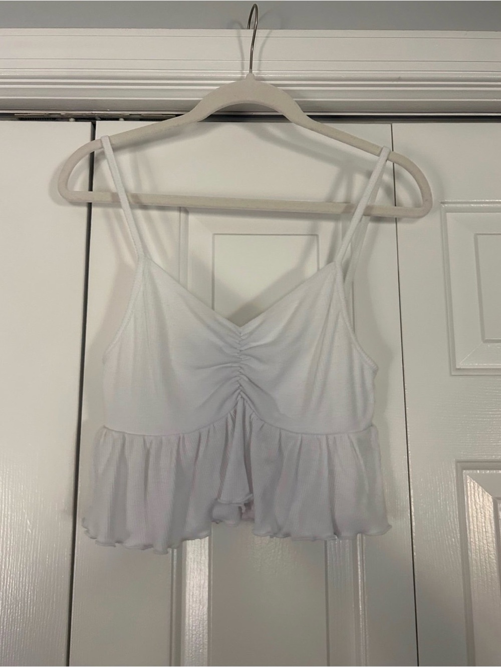 Cotton On White Ruffle Hem Ribbed V-Neck Cami - Picture 2 of 5